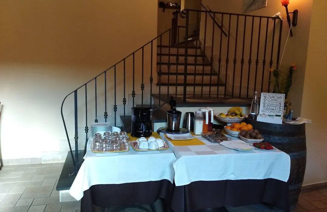 B&B Le Vie del Borgo-1